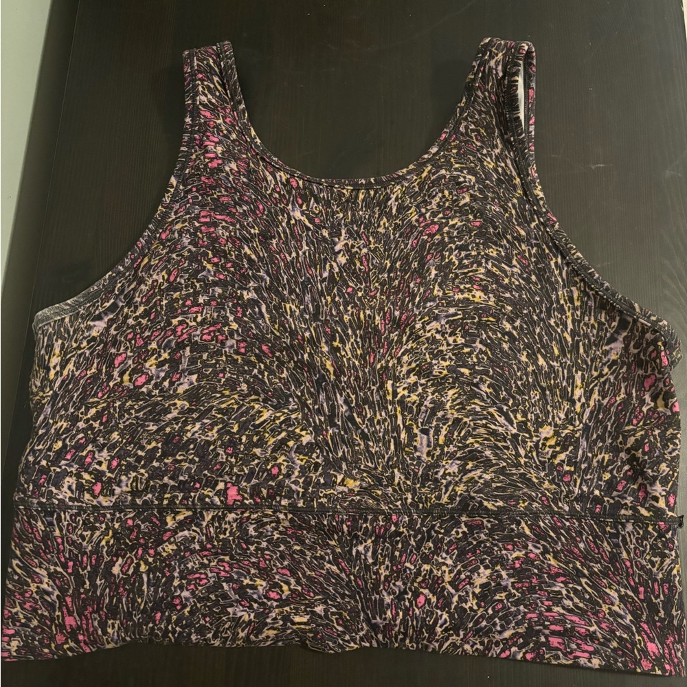 Lululemon power pivot tank